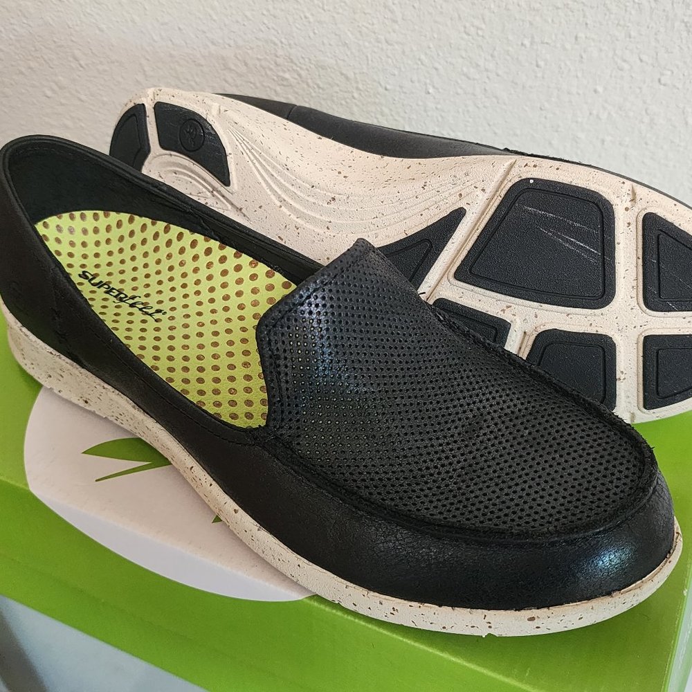 SuperFeet 'Fir' leather slip-on - NIB